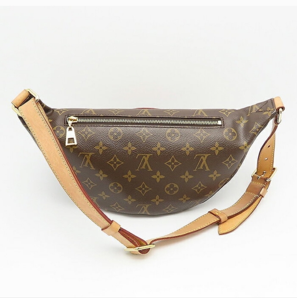 🔥 🔥Louis Vuitton Bumbag Monogram - Picture 10 of 16